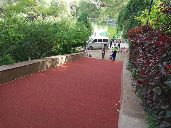 神农架彩色路面施工