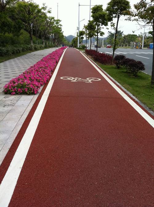 神农架核心承接彩色路面、水洗石、树脂胶粘石施工及庭院景观